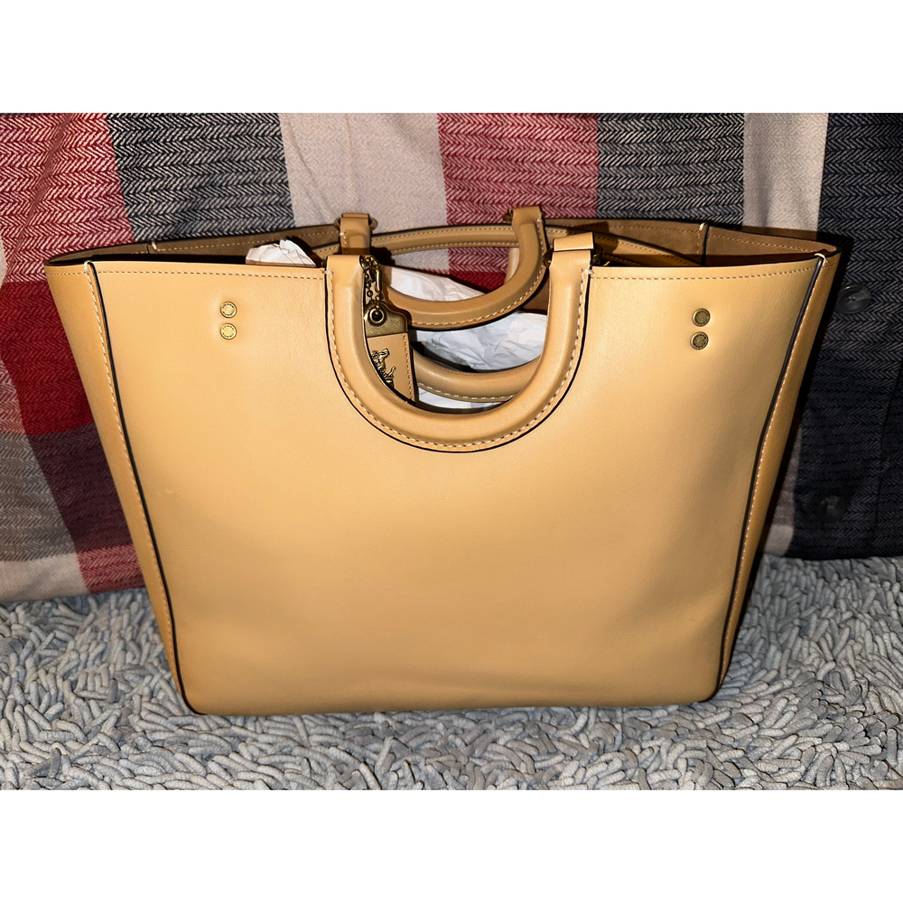 Coach Tan Leather Tote Bag - Picture 1 of 9